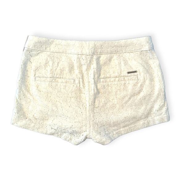 Abercrombie & Fitch NWT Lace Overlay White Shorts. Size 2 - Picture 6 of 6